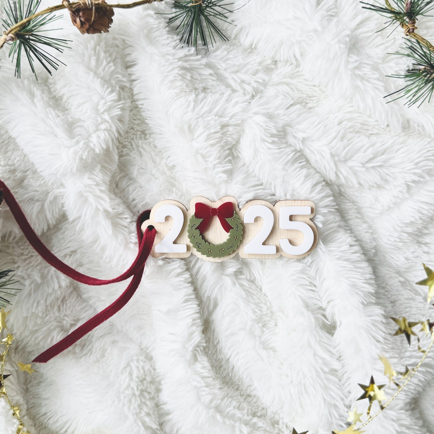 2025 Christmas Ornament Tag – Festive Wooden Holiday Keepsake with Wreath Design