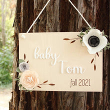 Load image into Gallery viewer, Personalized Wood Sign with Paper Flowers
